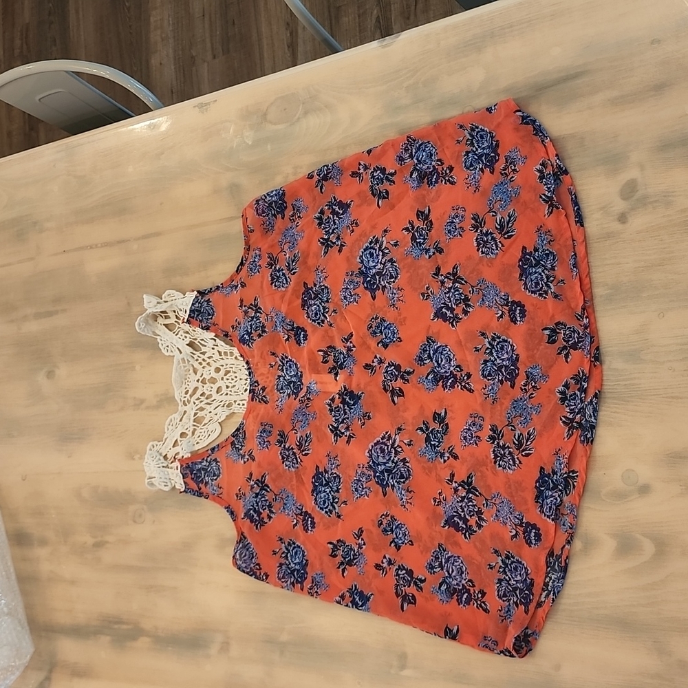 Women's Blouse Size L